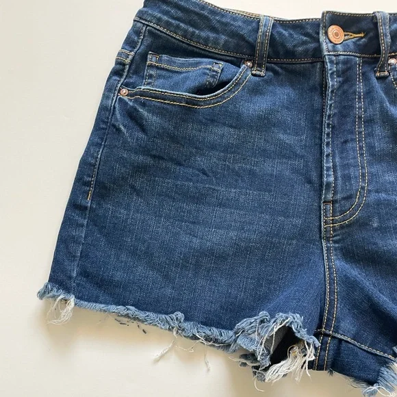 Denim high rise shorts - Picture 3 of 7